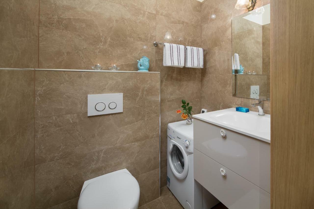 Valdibora Sea View Residence Ρόβινι Εξωτερικό φωτογραφία
